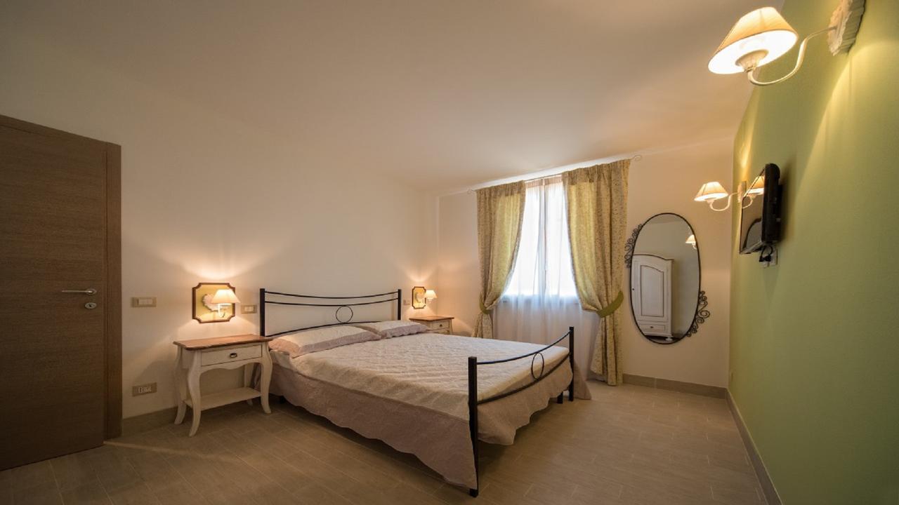 Agriturismo Deni Apartment Cenaia Exterior photo